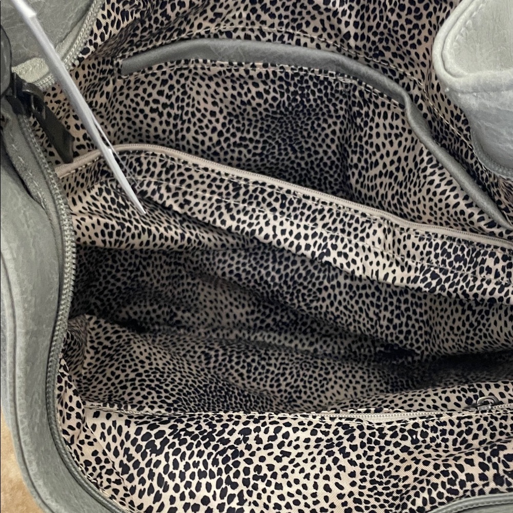 Malibu Skye Vegan Leather Gray Handbag - Picture 4 of 4